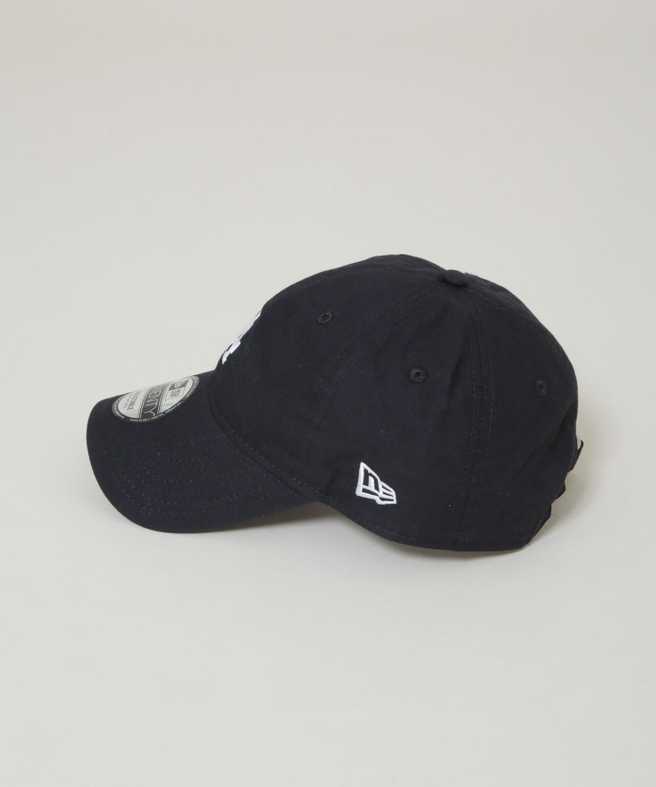 NEW ERA(R)/920 LOSDOD TYPEWRITER BLK 6716139010