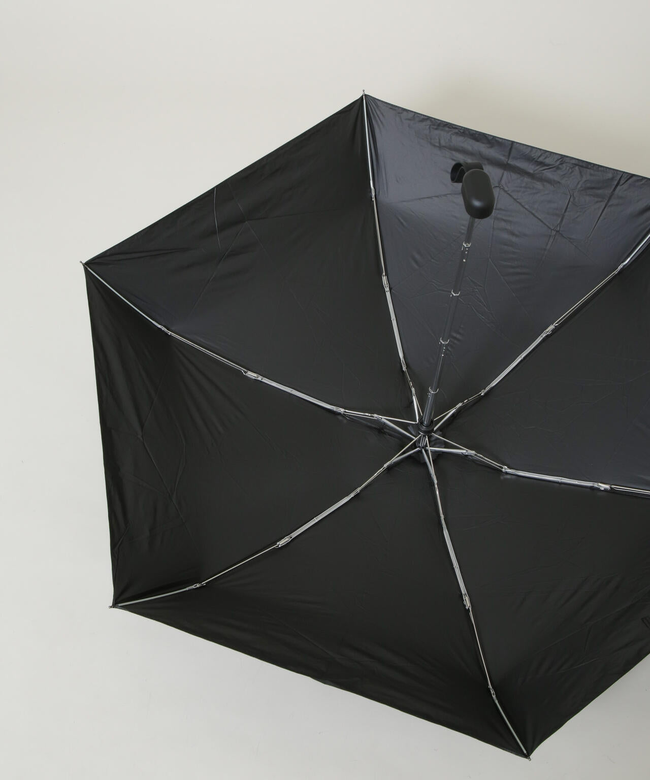 Wpc./IZA COMPACT BLACK 6716153022