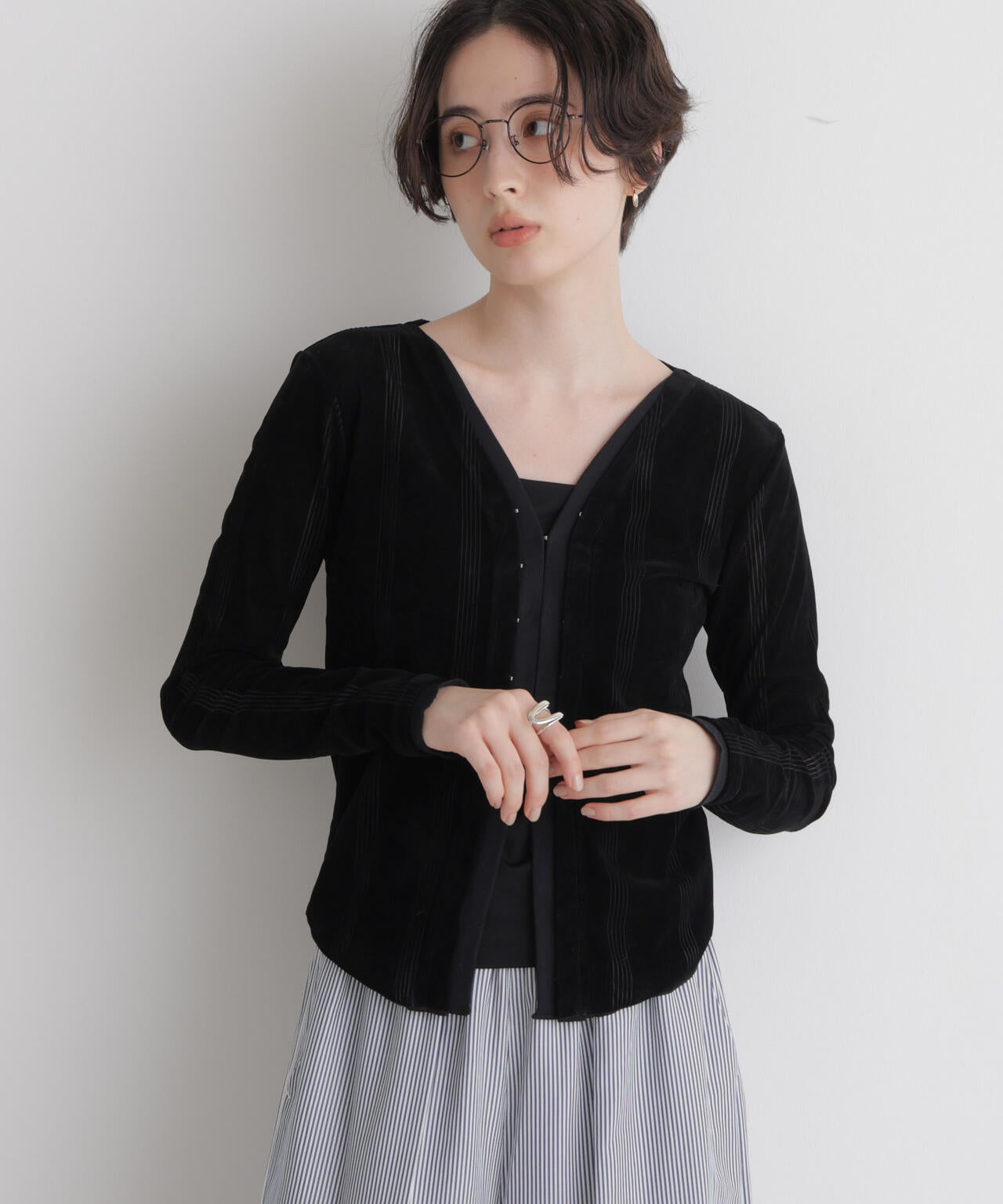 Robert P. Miller/別注 フロッキーメッシュカーデ 6716223012