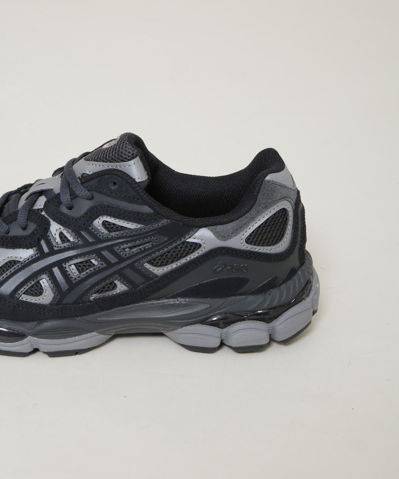 asics/GEL-NYC BLACK 6716234053