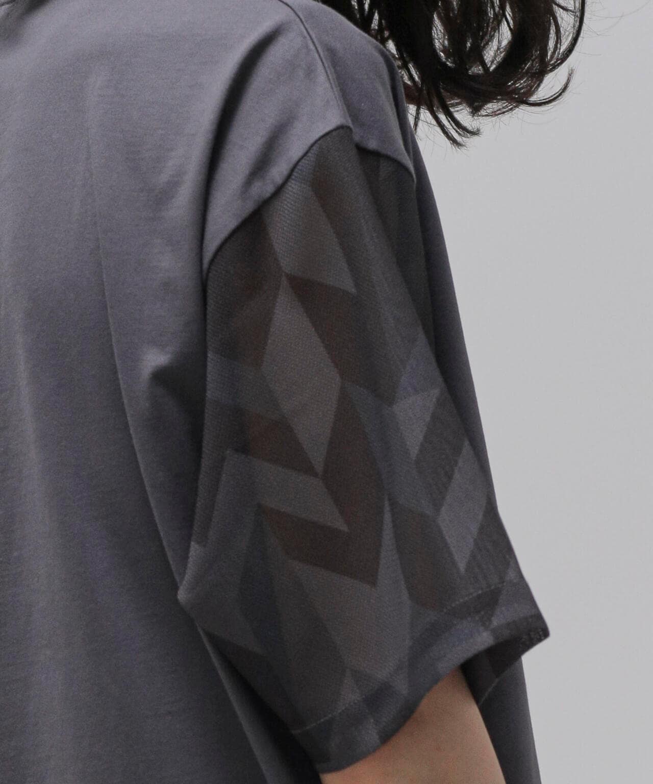 LB.04/幾何学切り替えTシャツ 6723124243