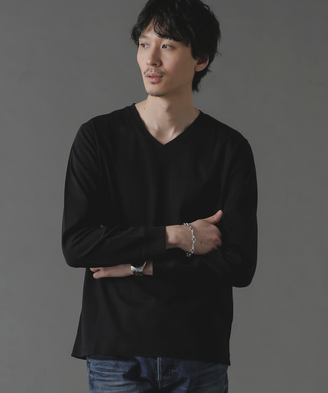 アンチスメルVネックTシャツ 長袖 6724123214