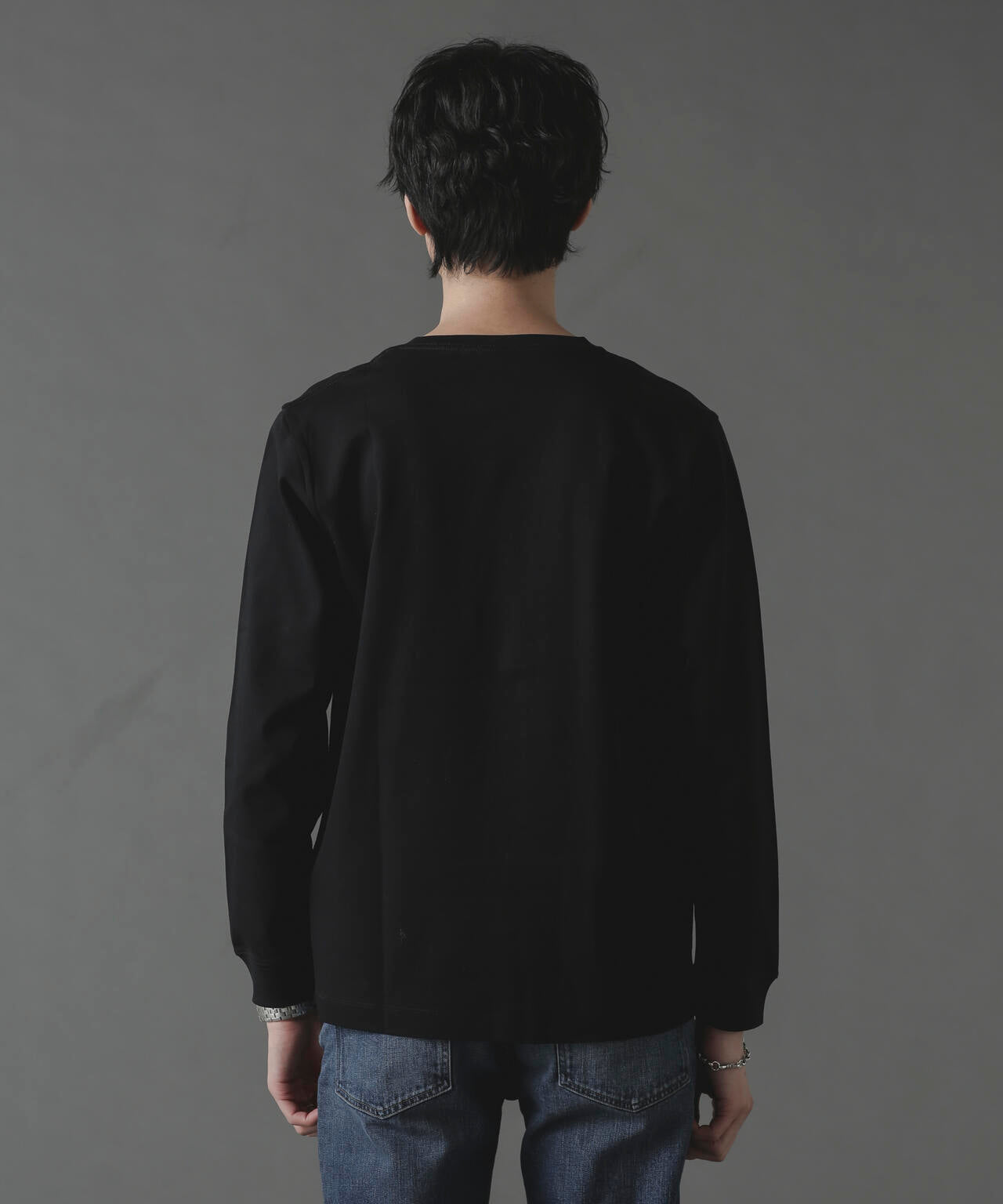 アンチスメルVネックTシャツ 長袖 6724123214