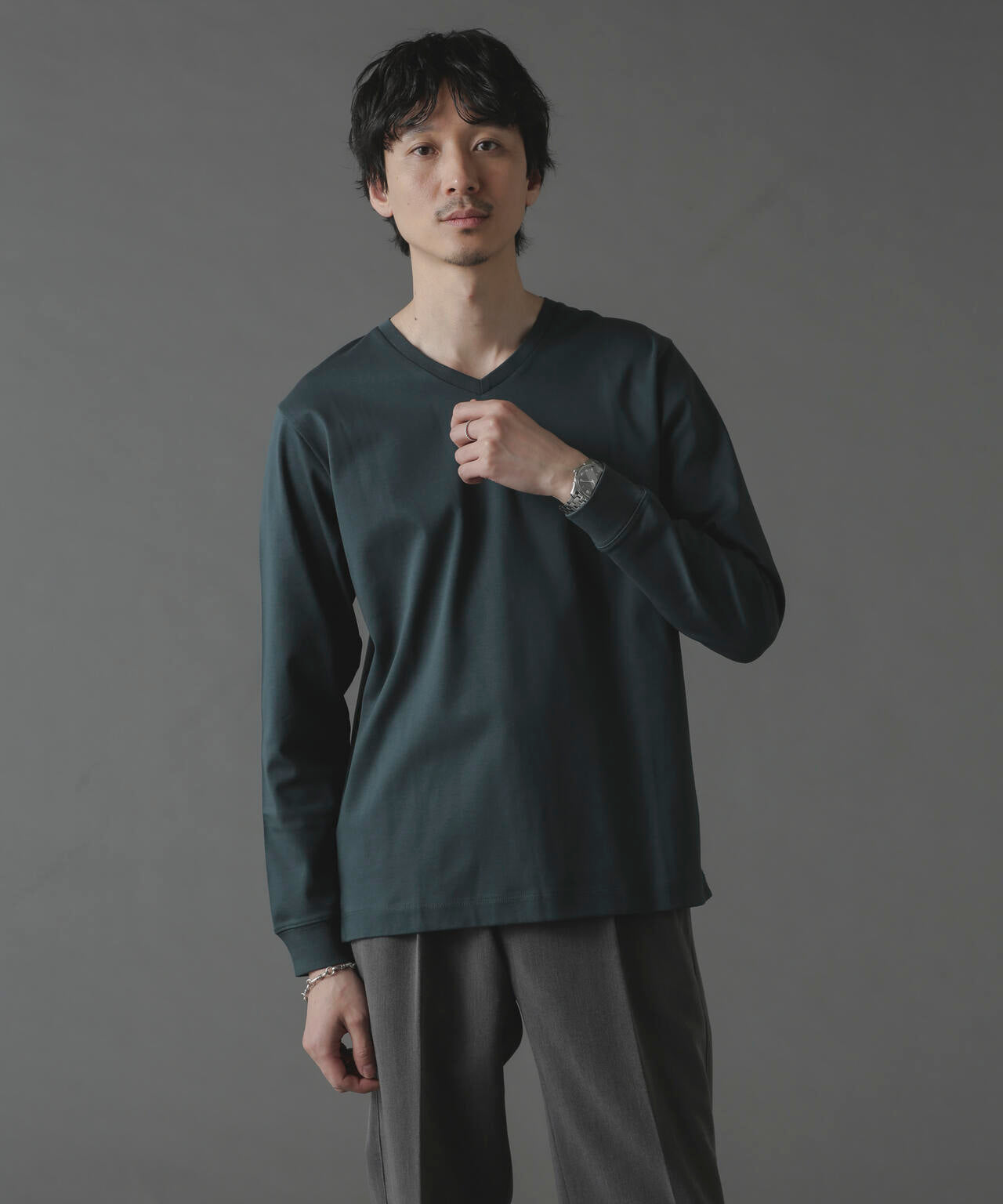 アンチスメルVネックTシャツ 長袖 6724123214