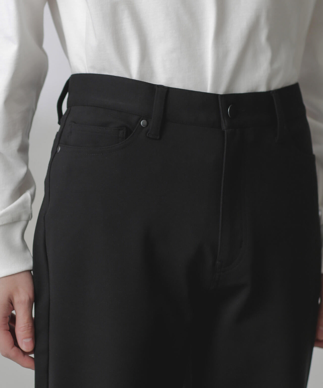 ストレッチポンチテーパード5Pパンツ 6724127203