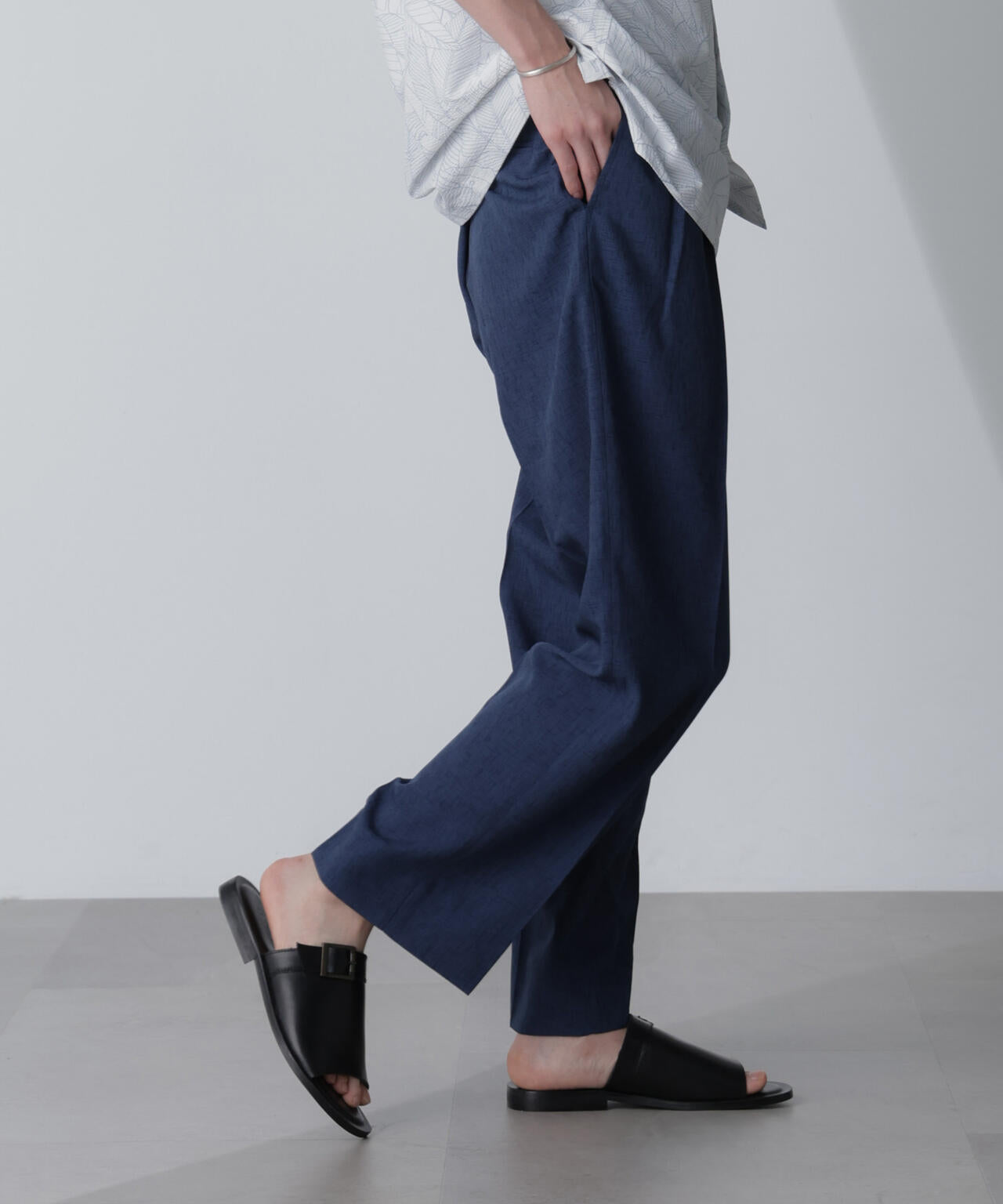 テックリネンリラックスタックテーパードパンツ(セットアップ可) 6724127223