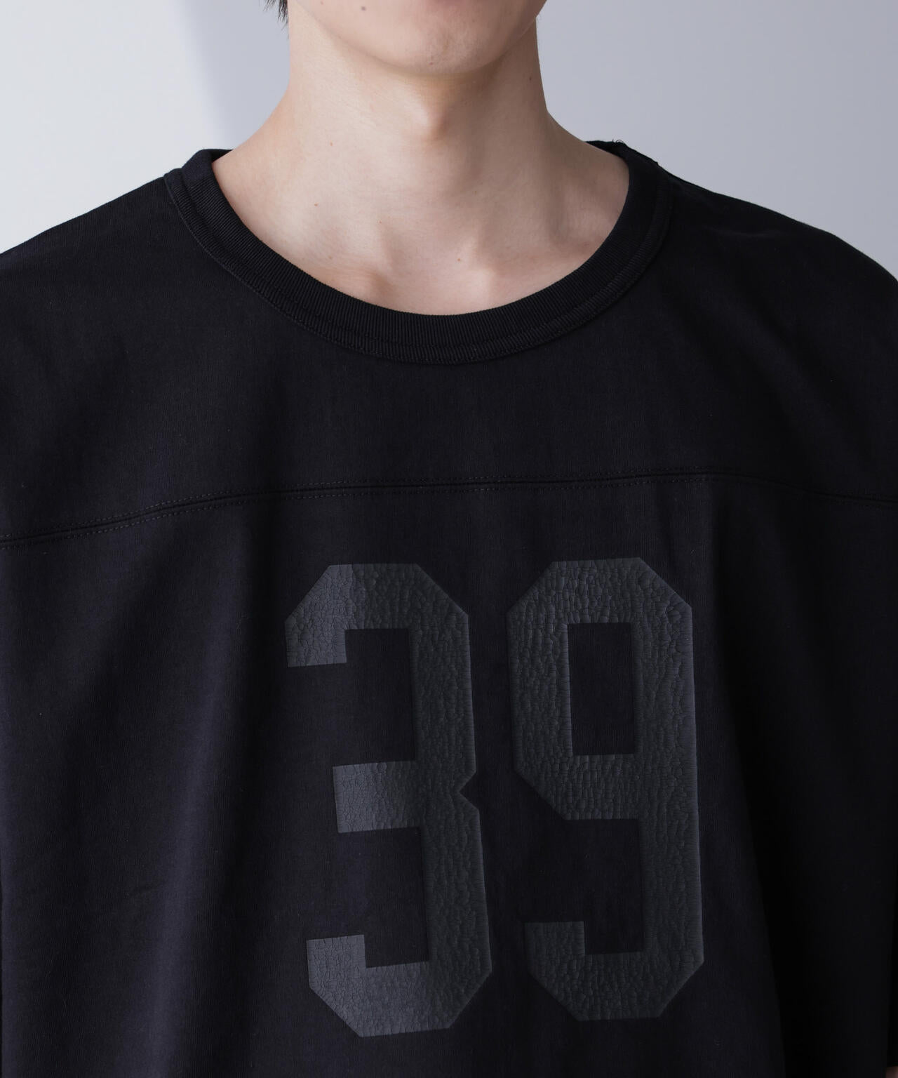 シャドープリントフットボールTシャツ 半袖 6724224208