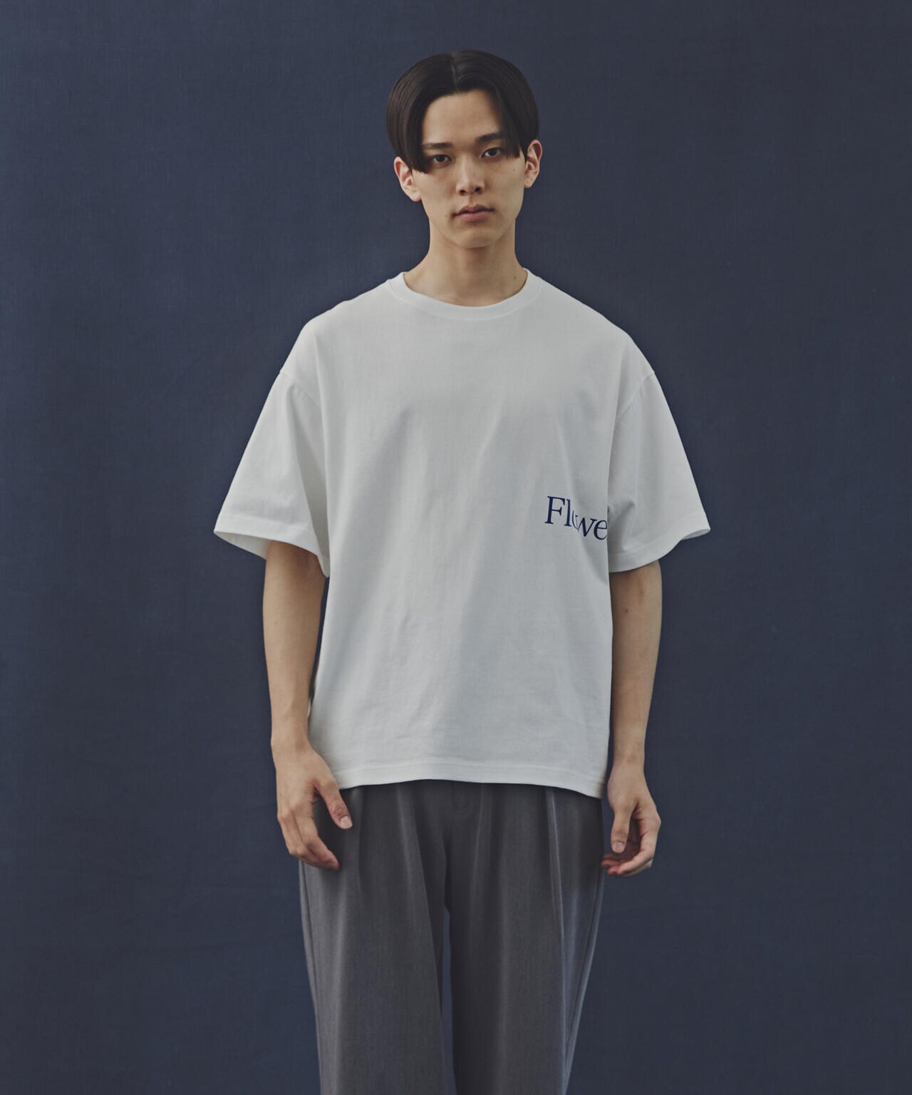 「Commonuse」ヴィンテージライク Flowers Tシャツ 6724224214