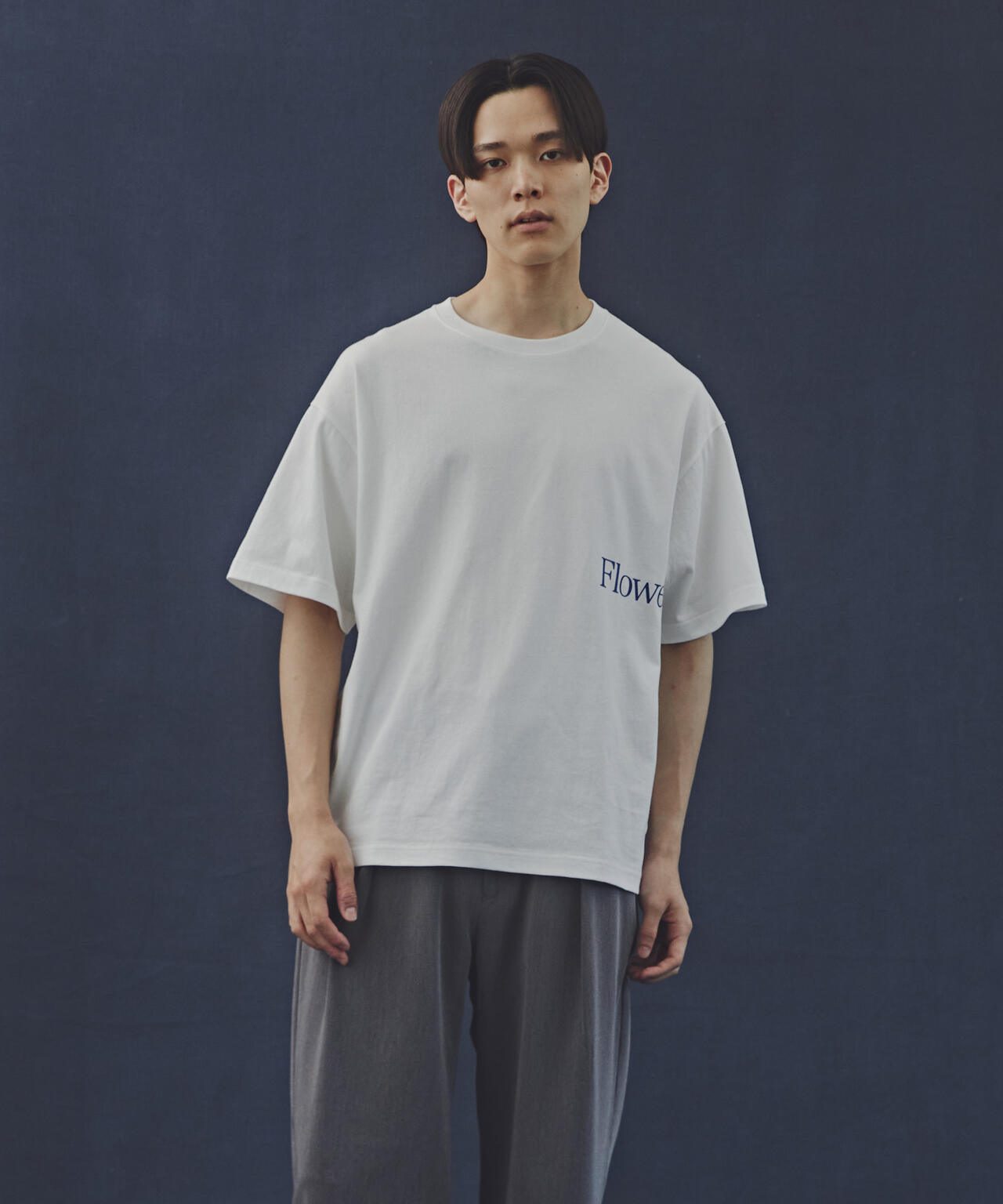 「Commonuse」ヴィンテージライク Flowers Tシャツ 6724224214