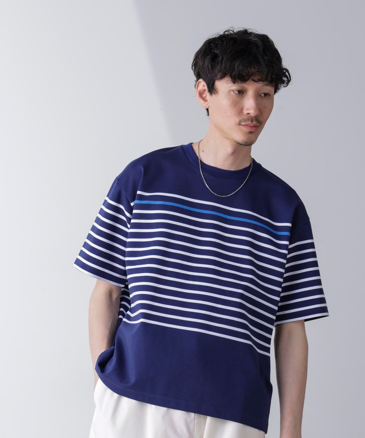 パネルボーダーリラックスTシャツ 半袖 6724224221