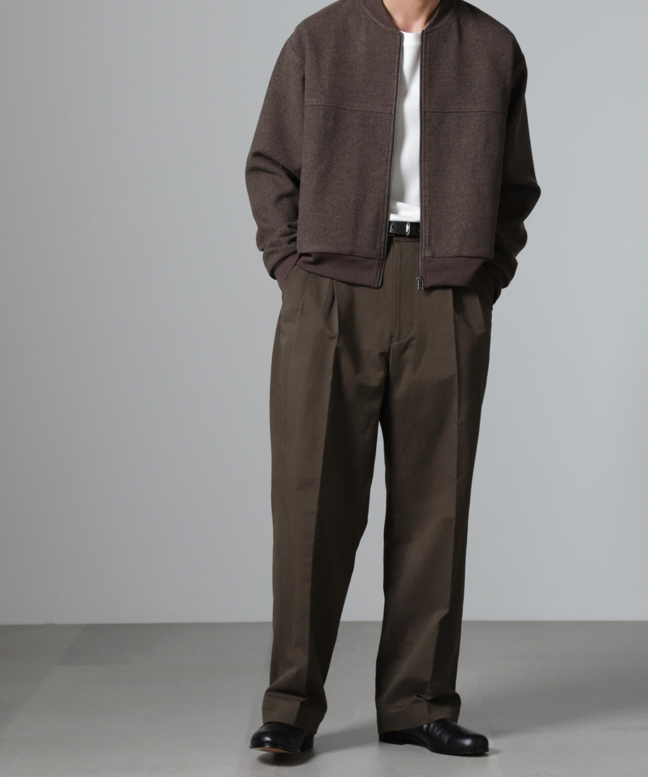 オイルドライク ワイドタックパンツ 6724227219