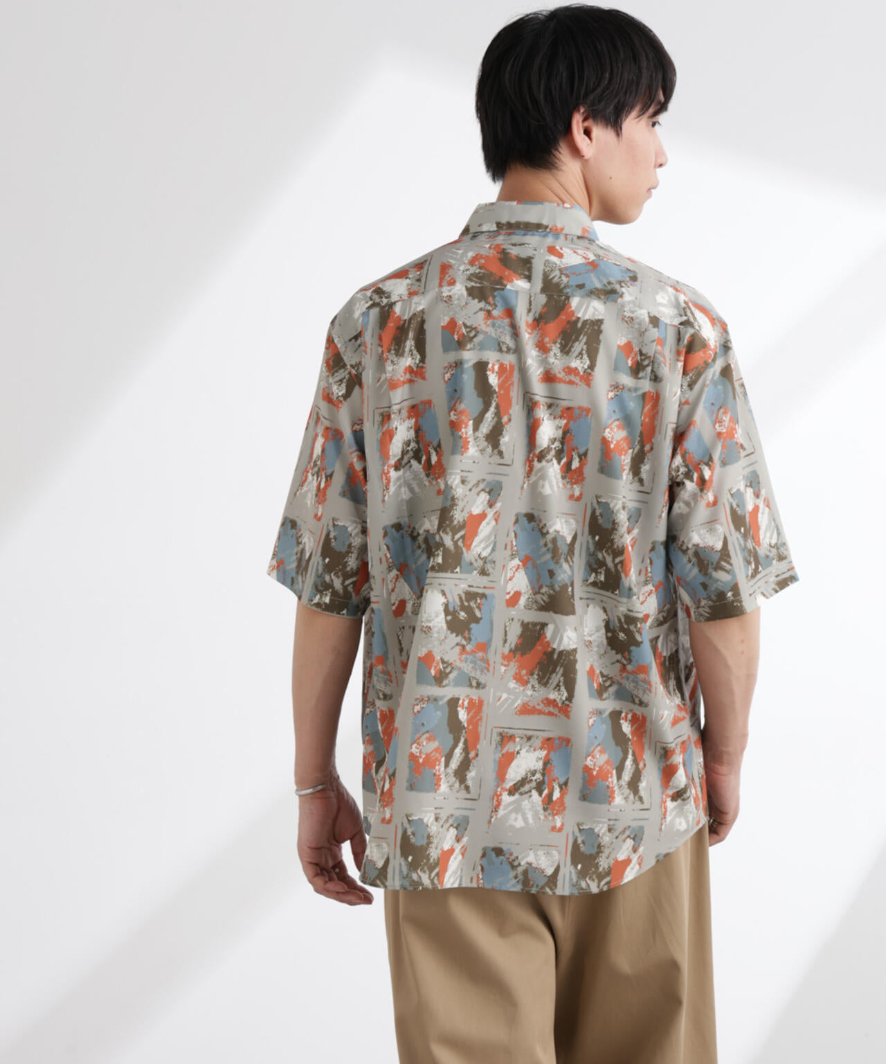 アート柄シャツ 半袖 6725121222