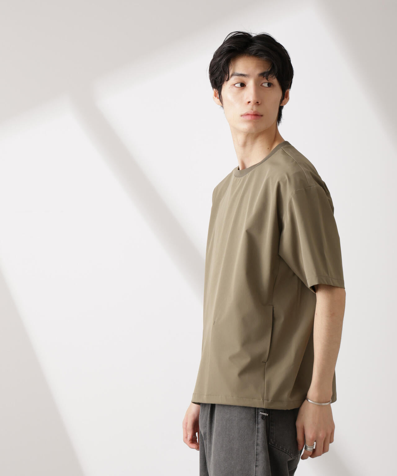 ライトウェイトストレッチ プルオーバー半袖(セットアップ可) 6725124201