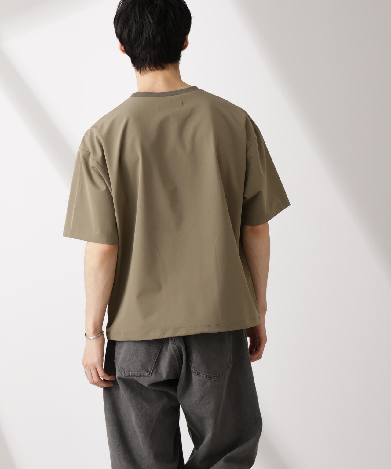 ライトウェイトストレッチ プルオーバー半袖(セットアップ可) 6725124201