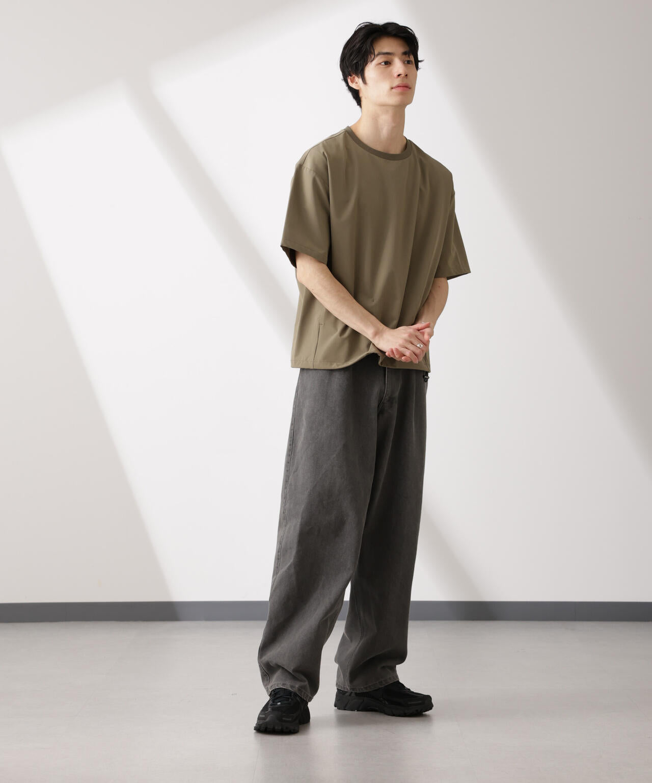 ライトウェイトストレッチ プルオーバー半袖(セットアップ可) 6725124201