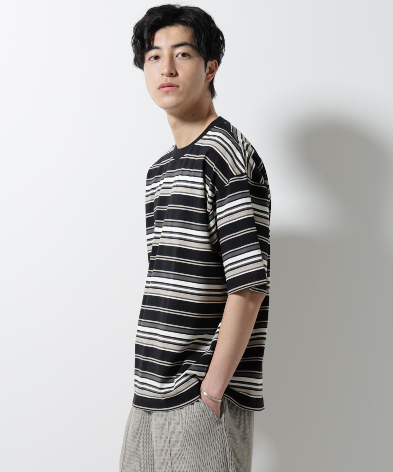 マルチボーダーリラックスTシャツ 半袖 6725124237