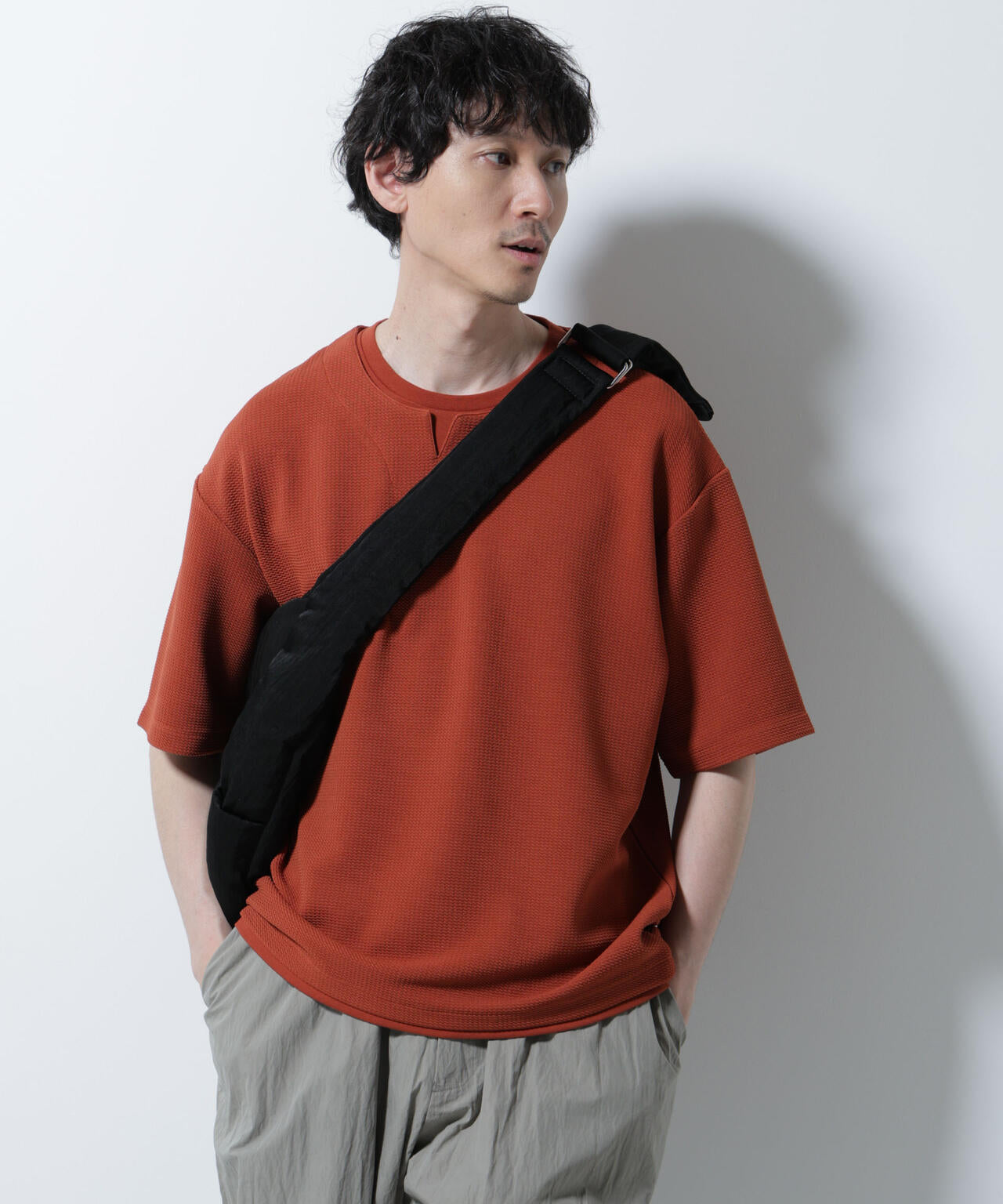 フェイクレイヤードキーネックTシャツ 半袖 6725124246