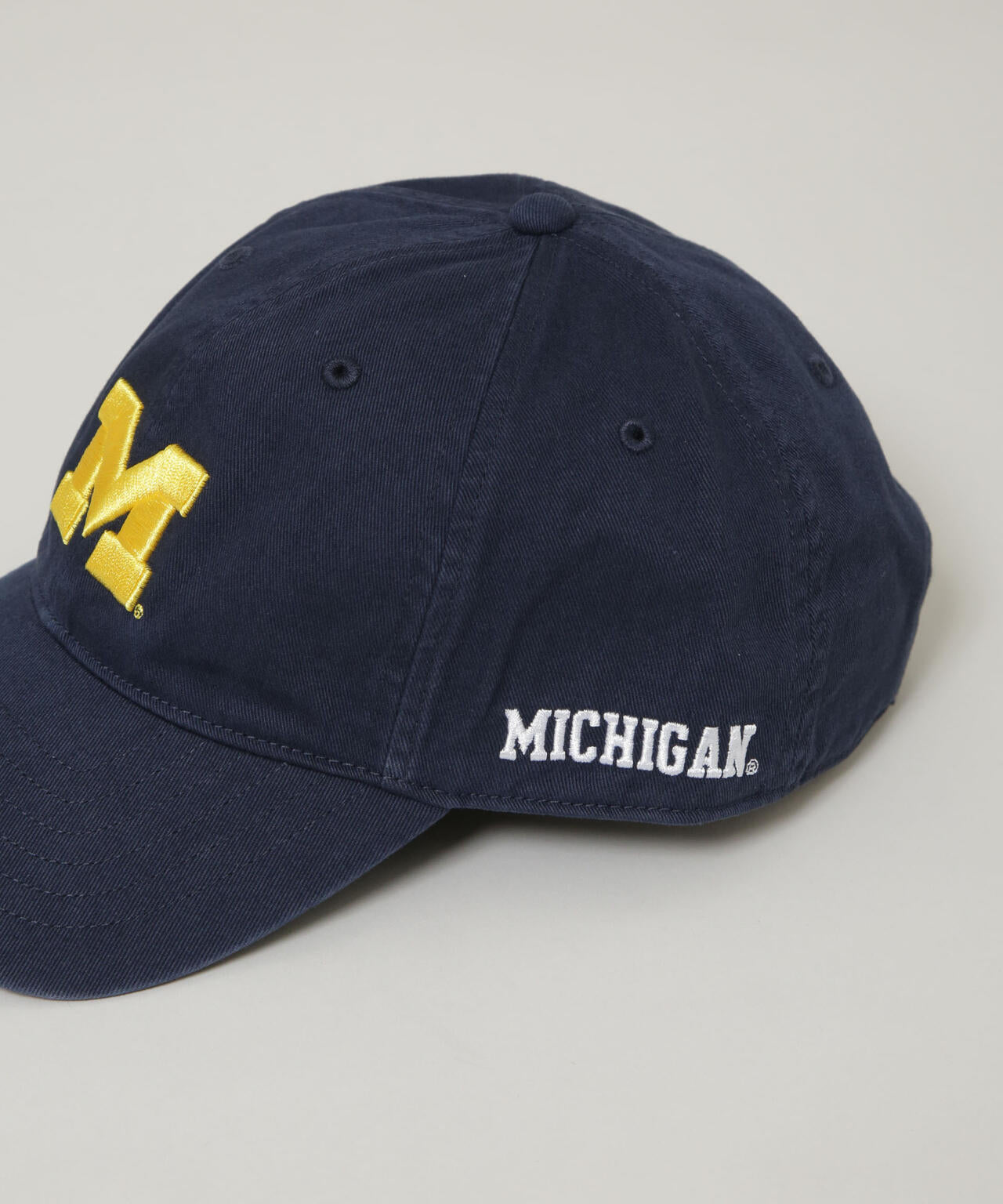 UNIVERSEITY OF MICHIGAN/MICHIGAN TWILL WASHED CAP 6725139012