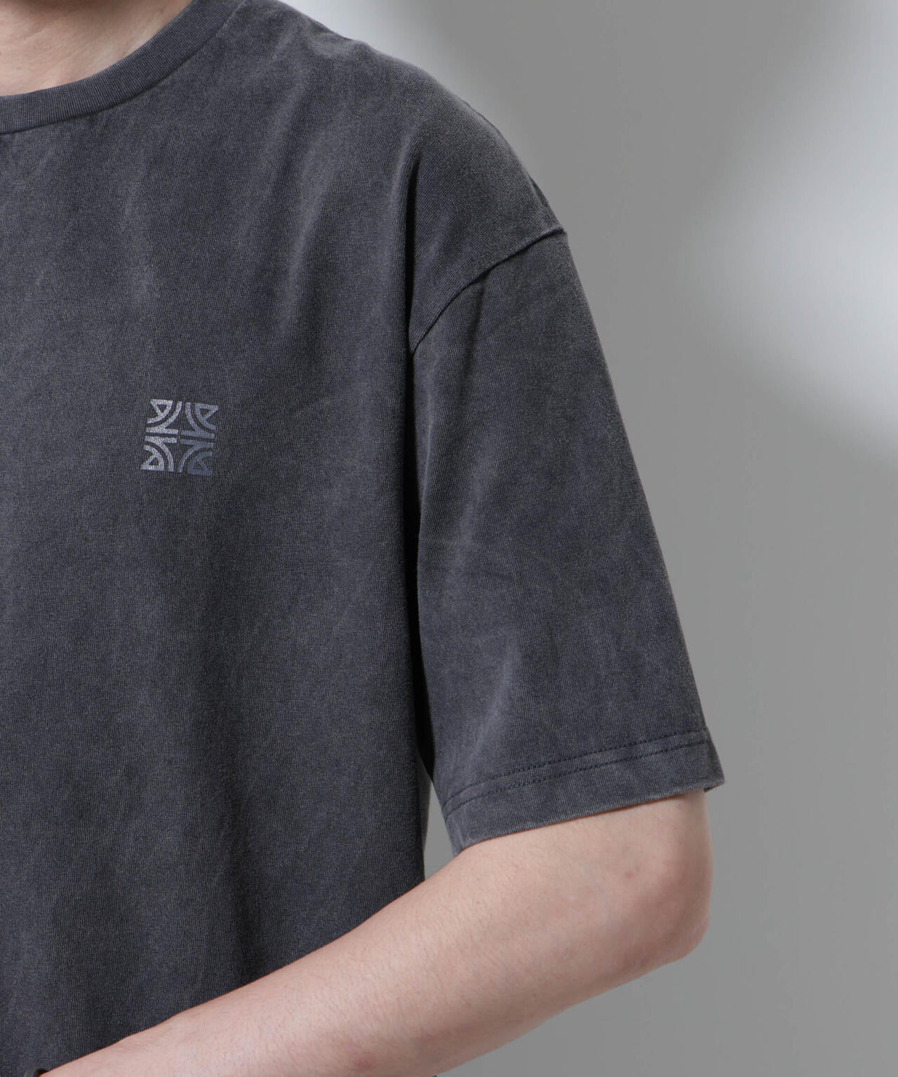 「A-C-Z」2トーンピグメントTシャツ 半袖 6725224203