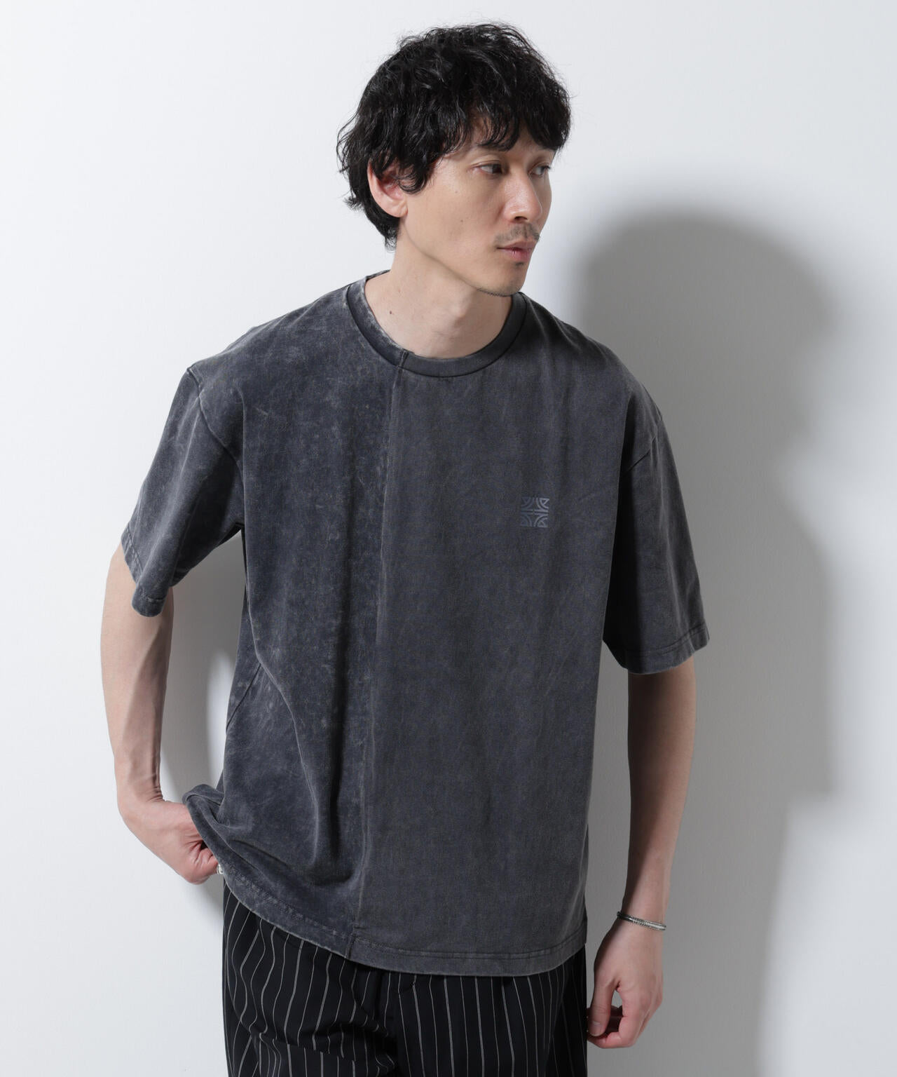 「A-C-Z」2トーンピグメントTシャツ 半袖 6725224203