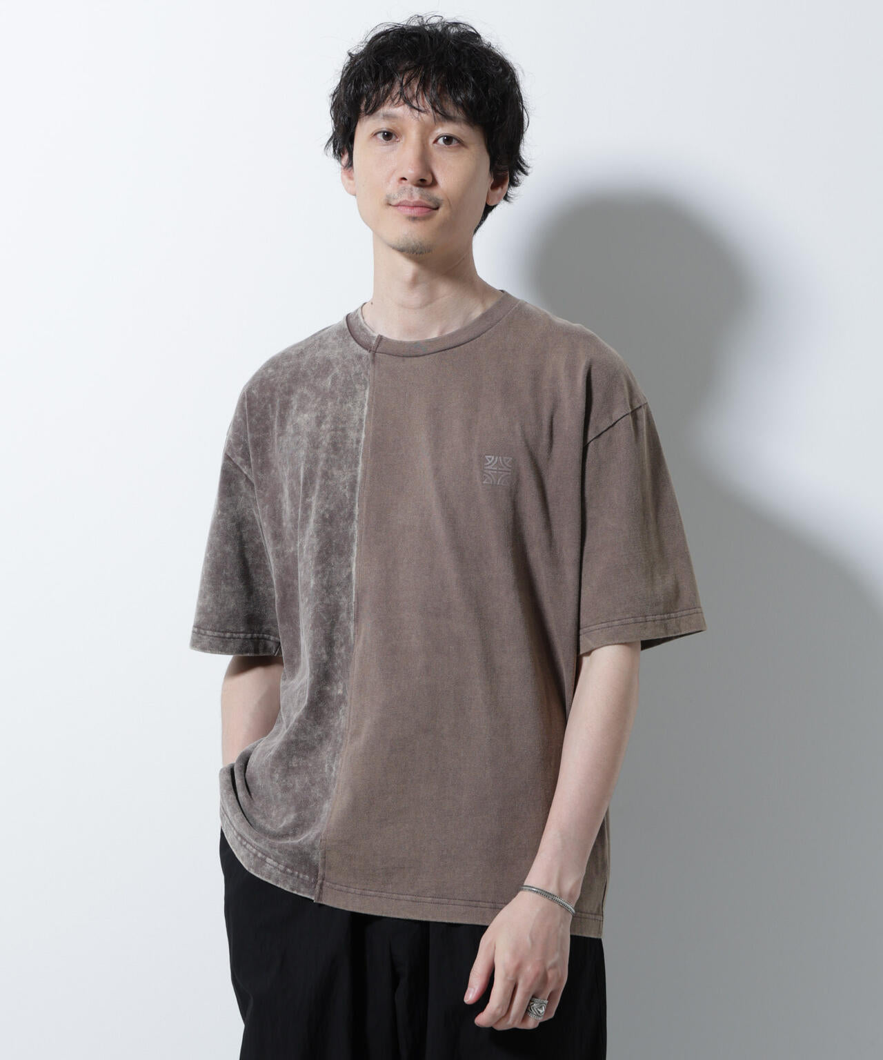 「A-C-Z」2トーンピグメントTシャツ 半袖 6725224203