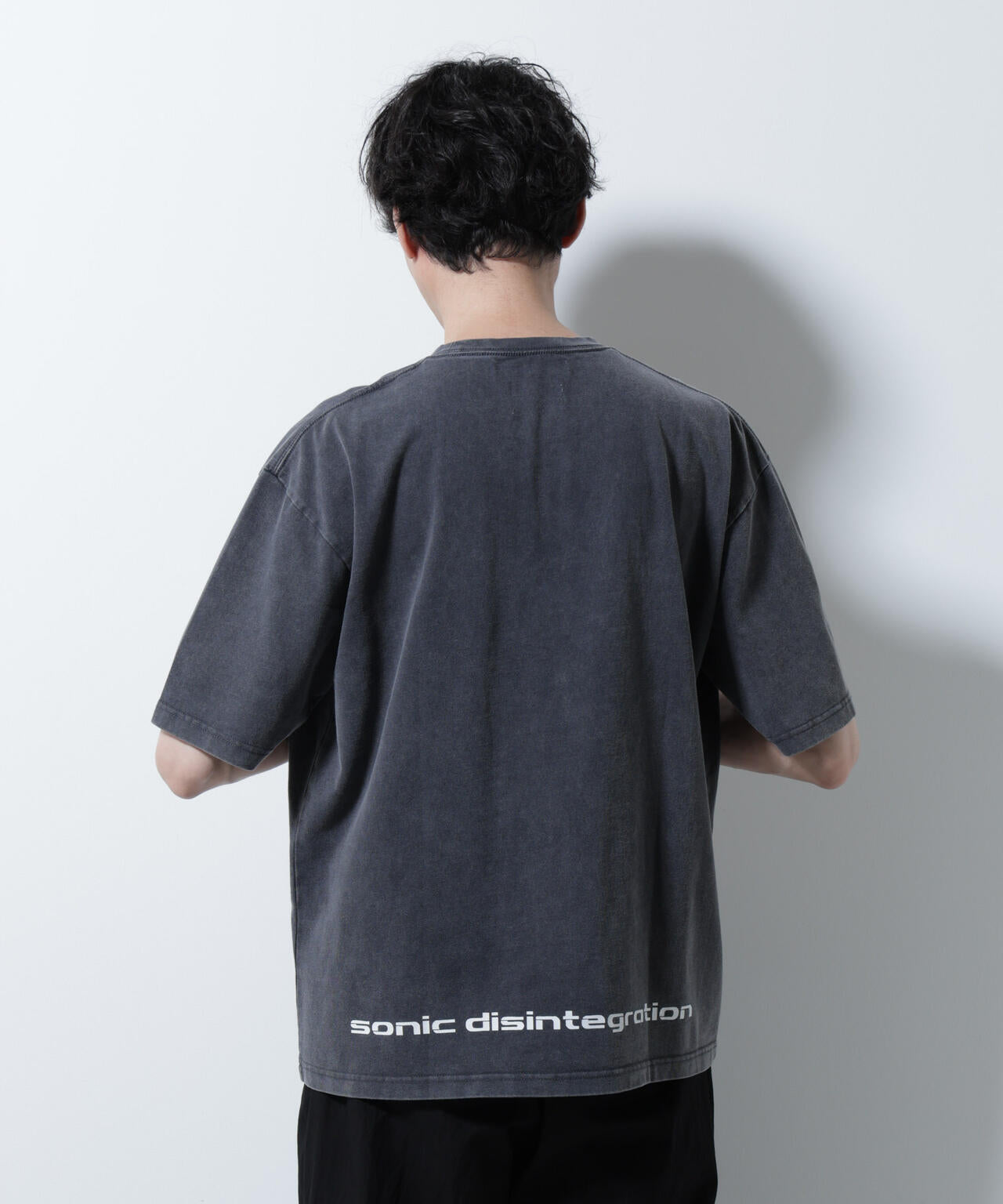 「A-C-Z」ピグメントグラフィックTシャツ 半袖 6725224210