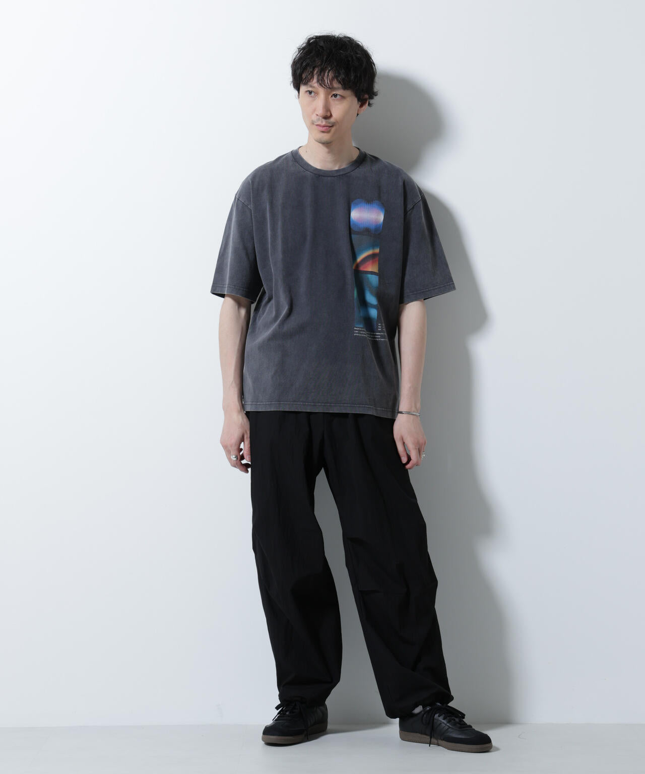 「A-C-Z」ピグメントグラフィックTシャツ 半袖 6725224210