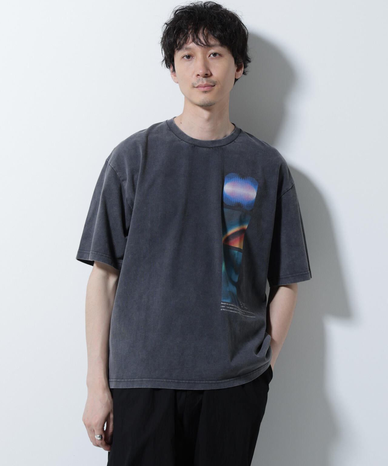 「A-C-Z」ピグメントグラフィックTシャツ 半袖 6725224210