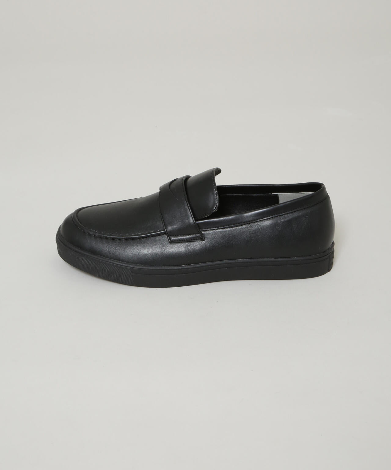 コインローファースニーカー 6725233201