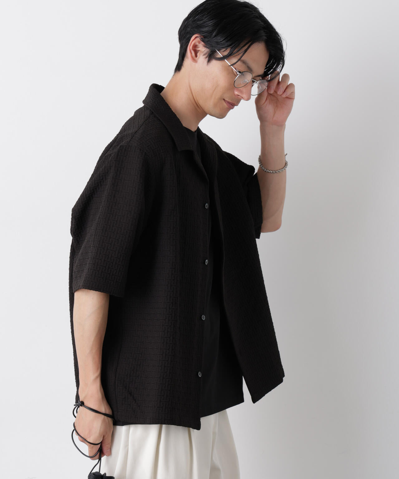 180cm B:88 W:75 H:92 着用サイズ:L