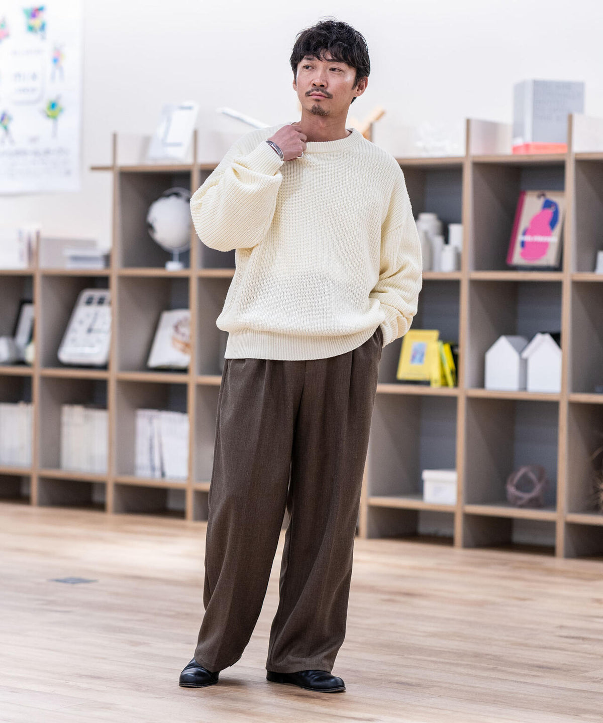 WEB限定/ワイドフィット畔編クルーネックニット 6726222227