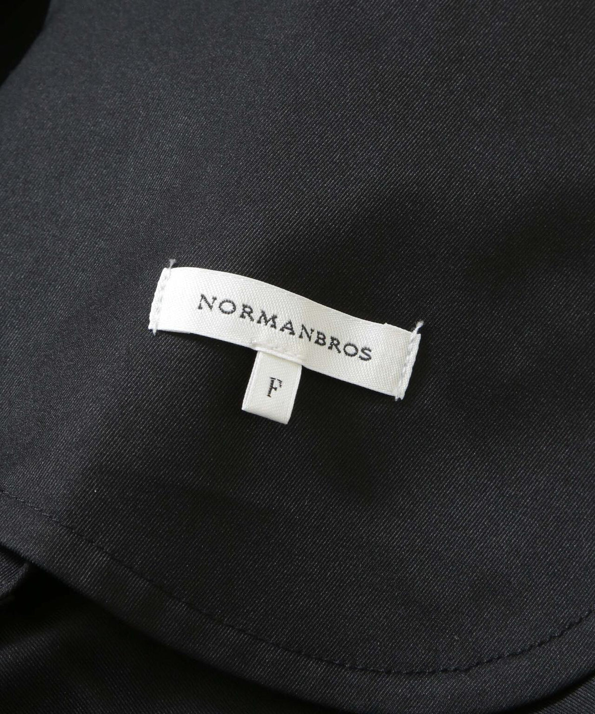 NORMANBROS/変形裾タックオーバーワイドパンツ 6726227003