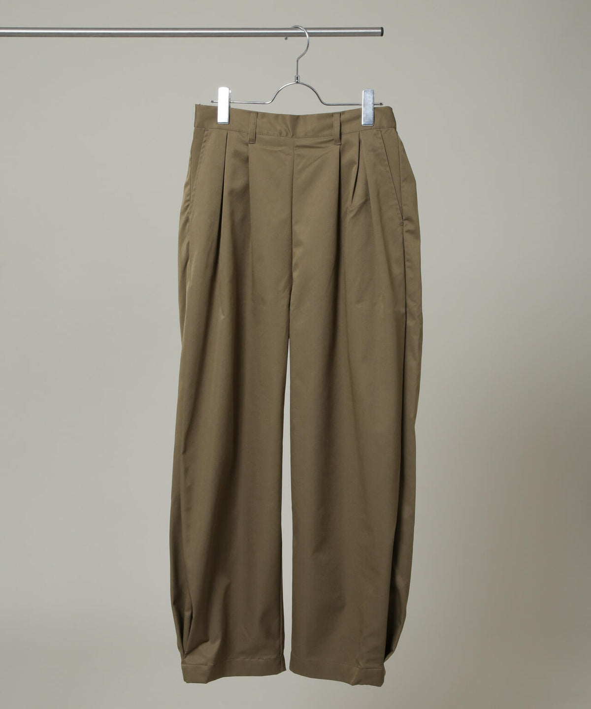 NORMANBROS/変形裾タックオーバーワイドパンツ 6726227003