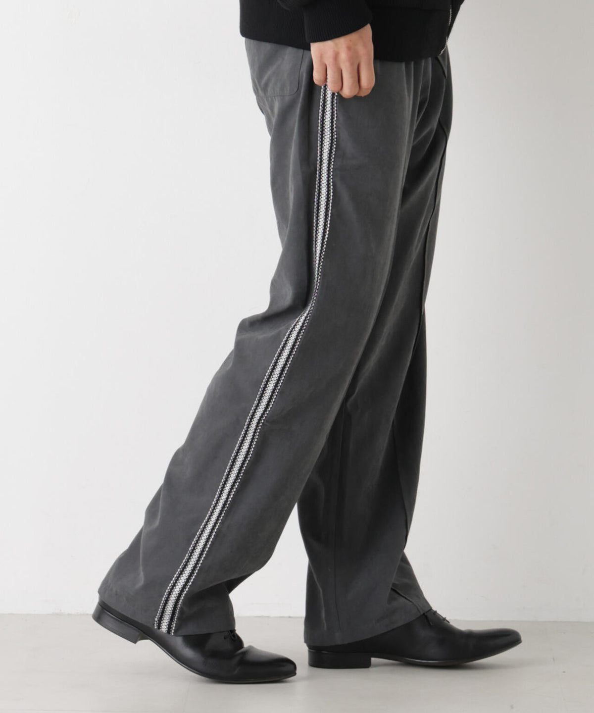 NORMANBROS トラックパンツ 6726227004