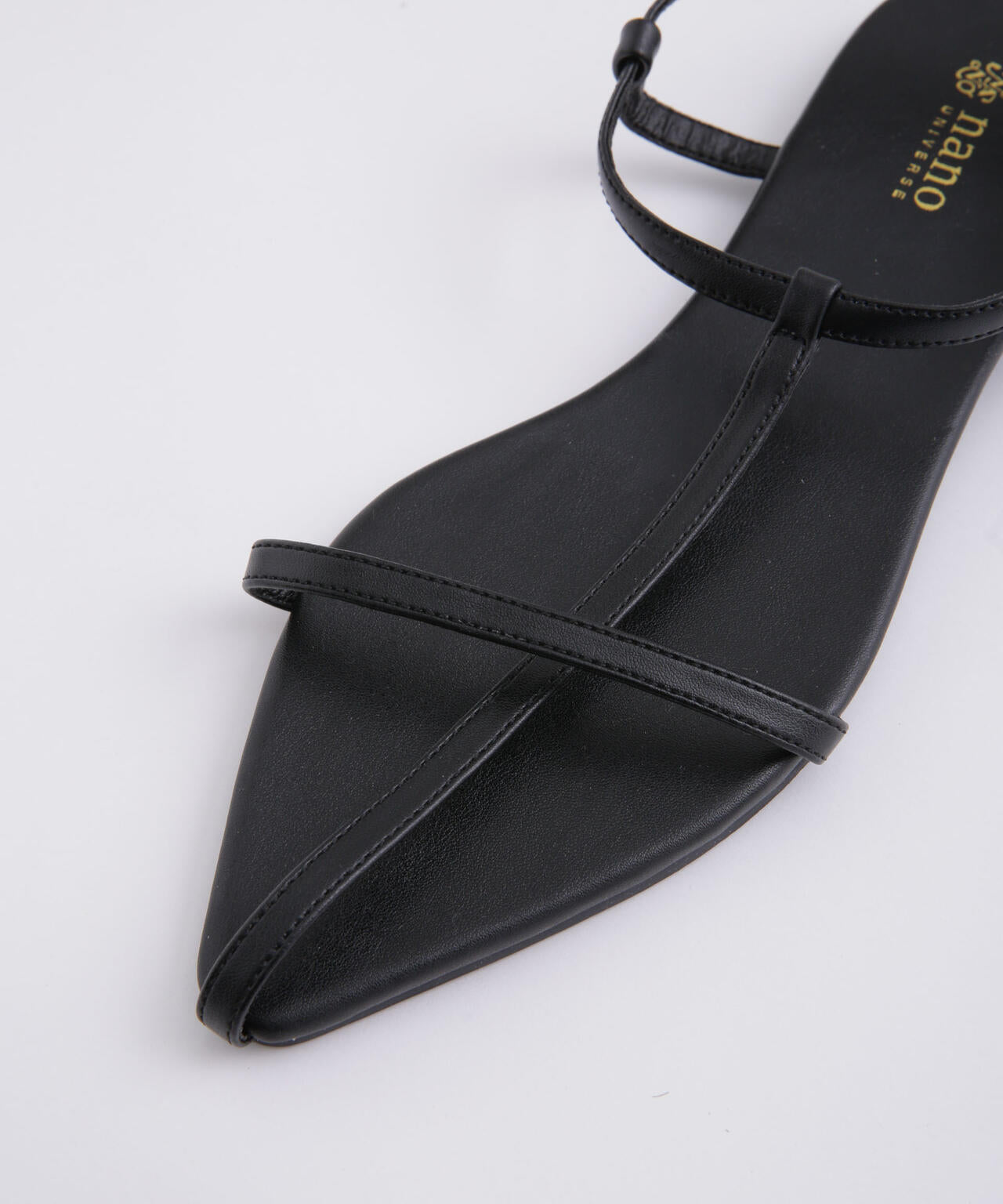 LB.04/Tストラップフラットサンダル 6733135310