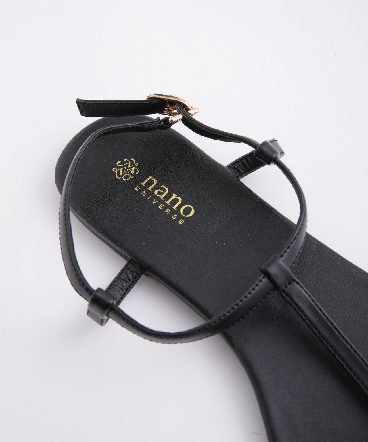 LB.04/Tストラップフラットサンダル 6733135310