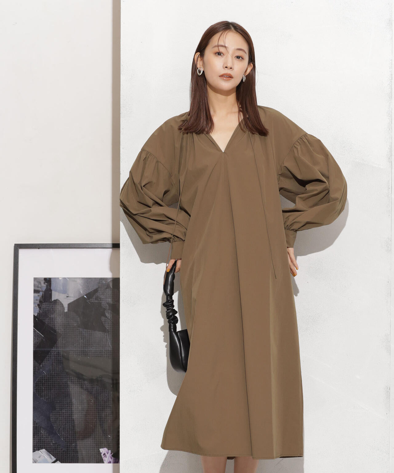 フリルカラーギャザーワンピース 6733219320
