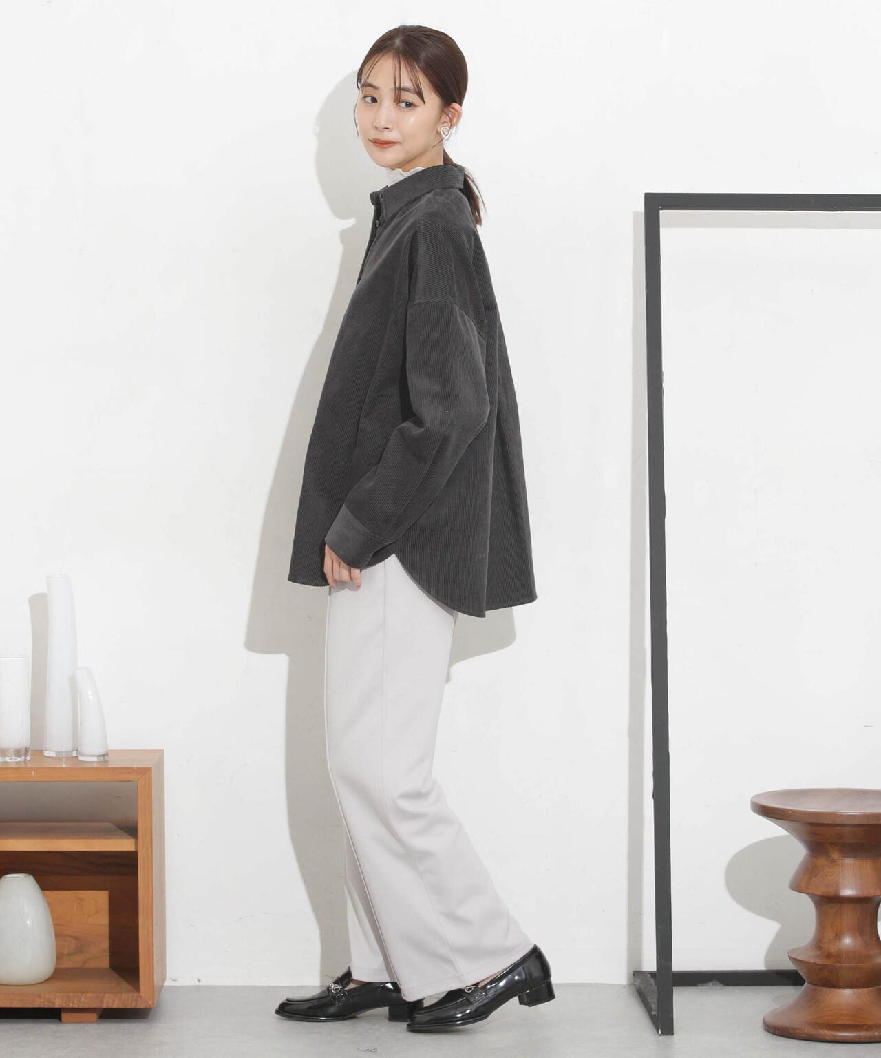 センタープレスカットポンチパンツ 6733227301