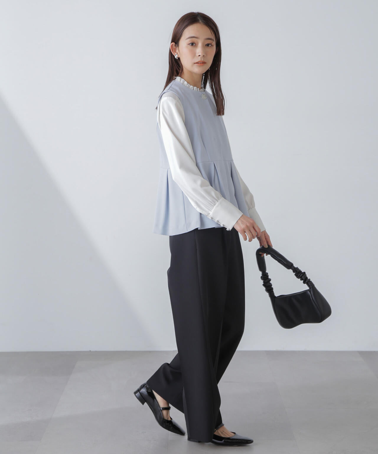 多機能素材ペプラムジレ(セットアップ可) 6734116306