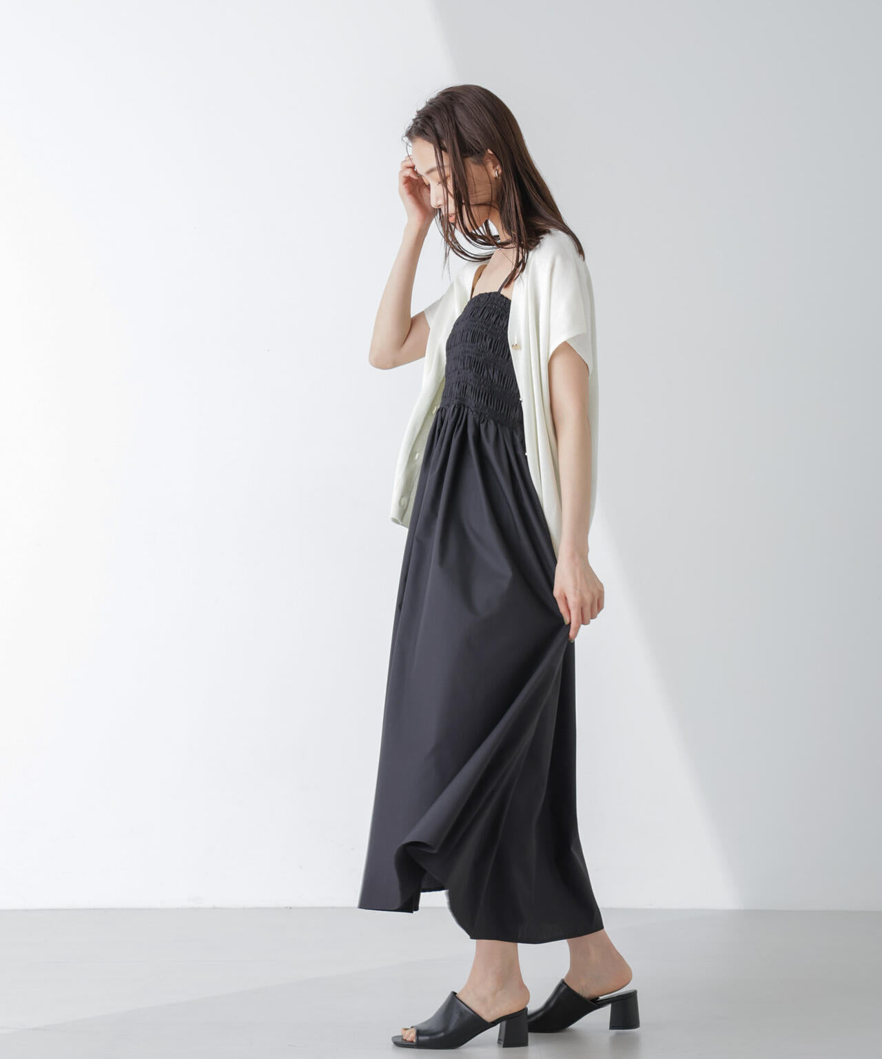 シャーリングキャミソールワンピース 6734119334