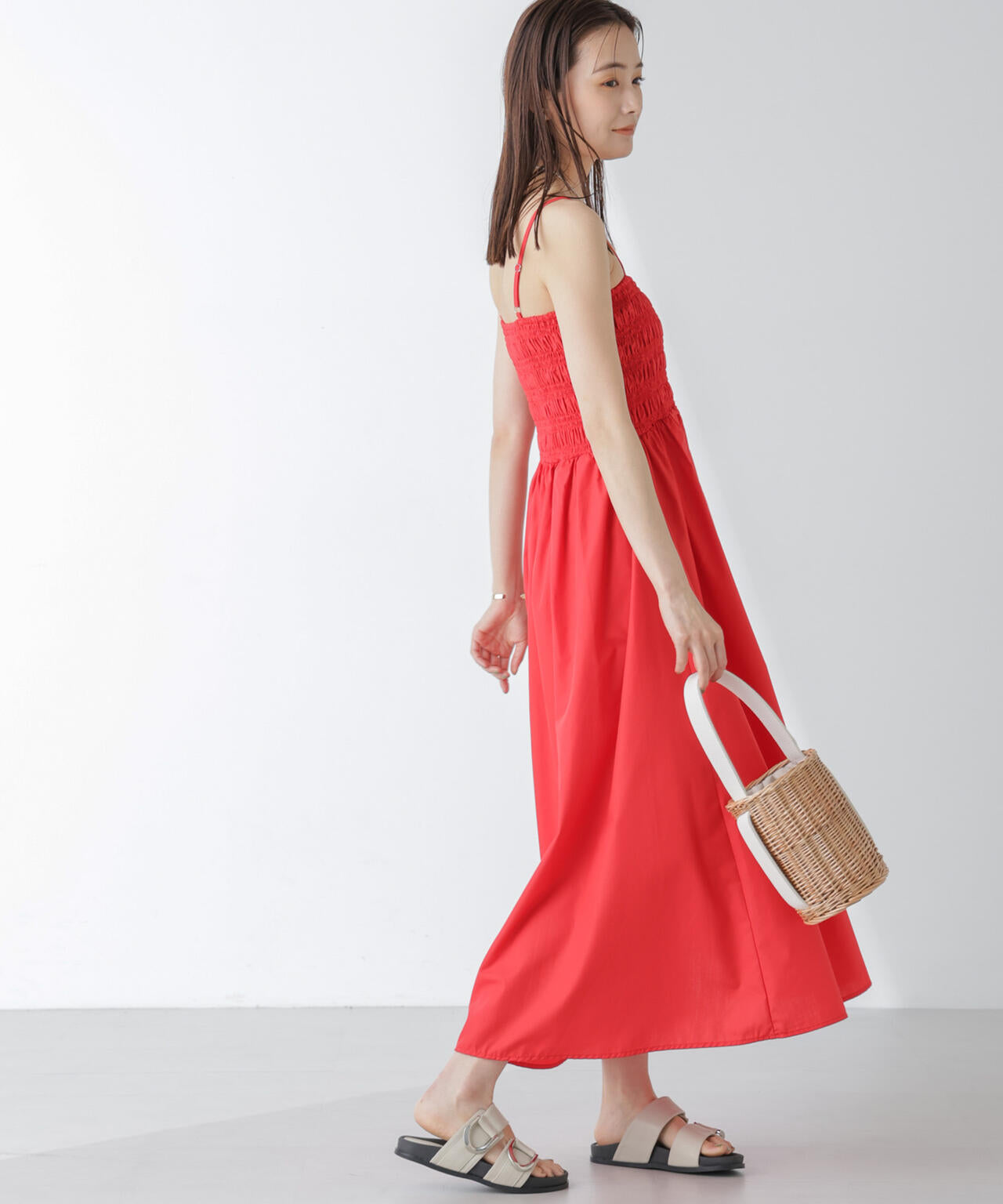 シャーリングキャミソールワンピース 6734119334