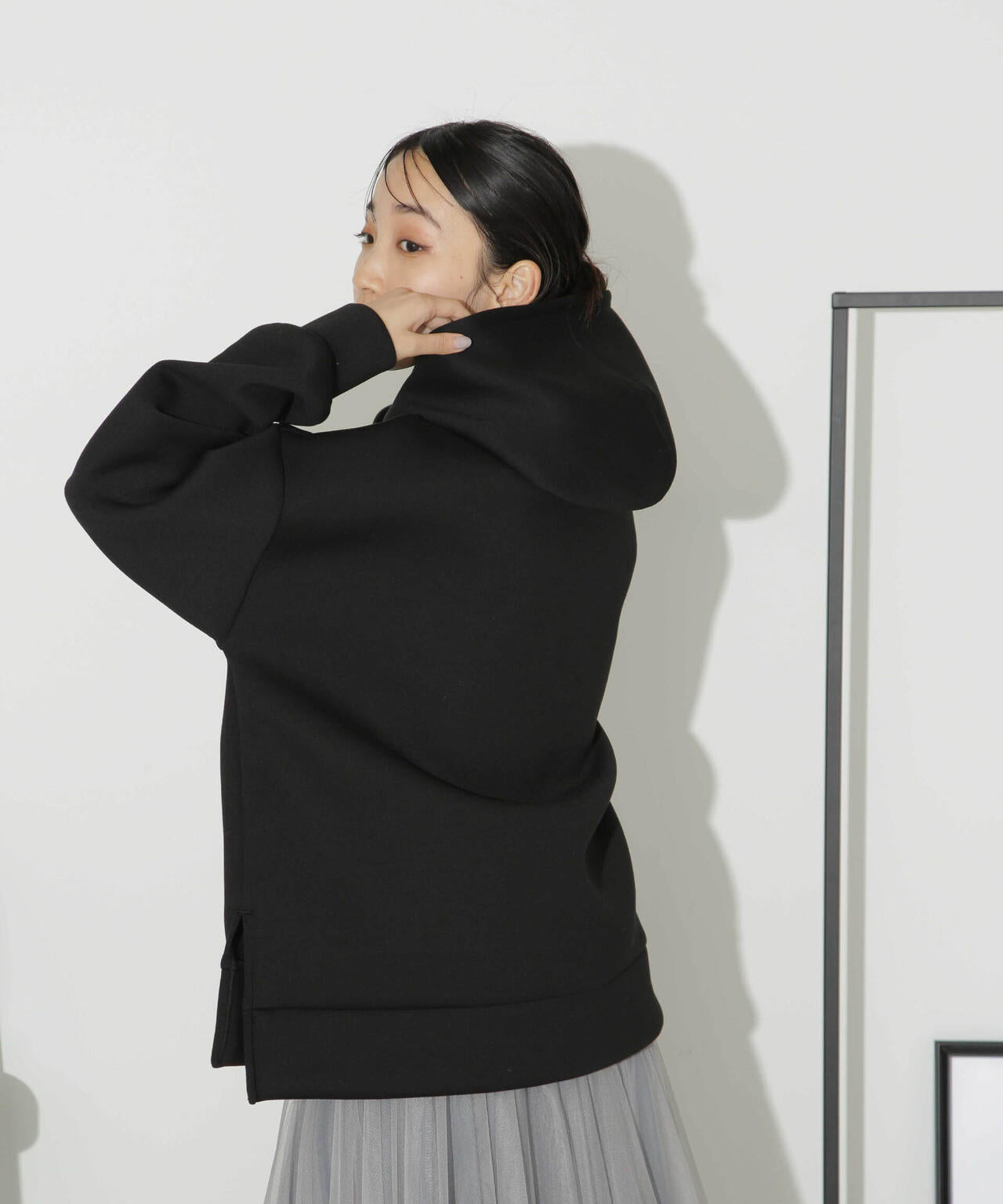 ハーフジップフードダンボールプルオーバー 6734123301