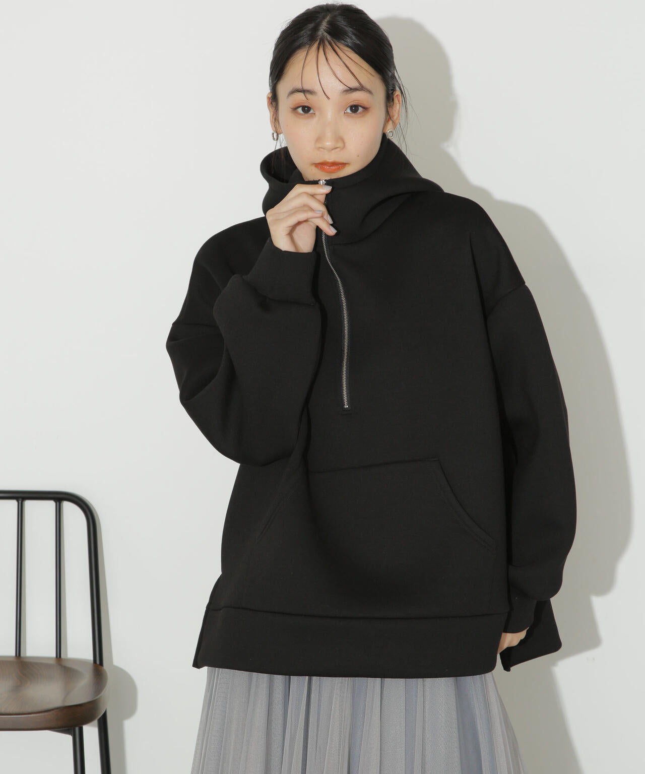 ハーフジップフードダンボールプルオーバー 6734123301