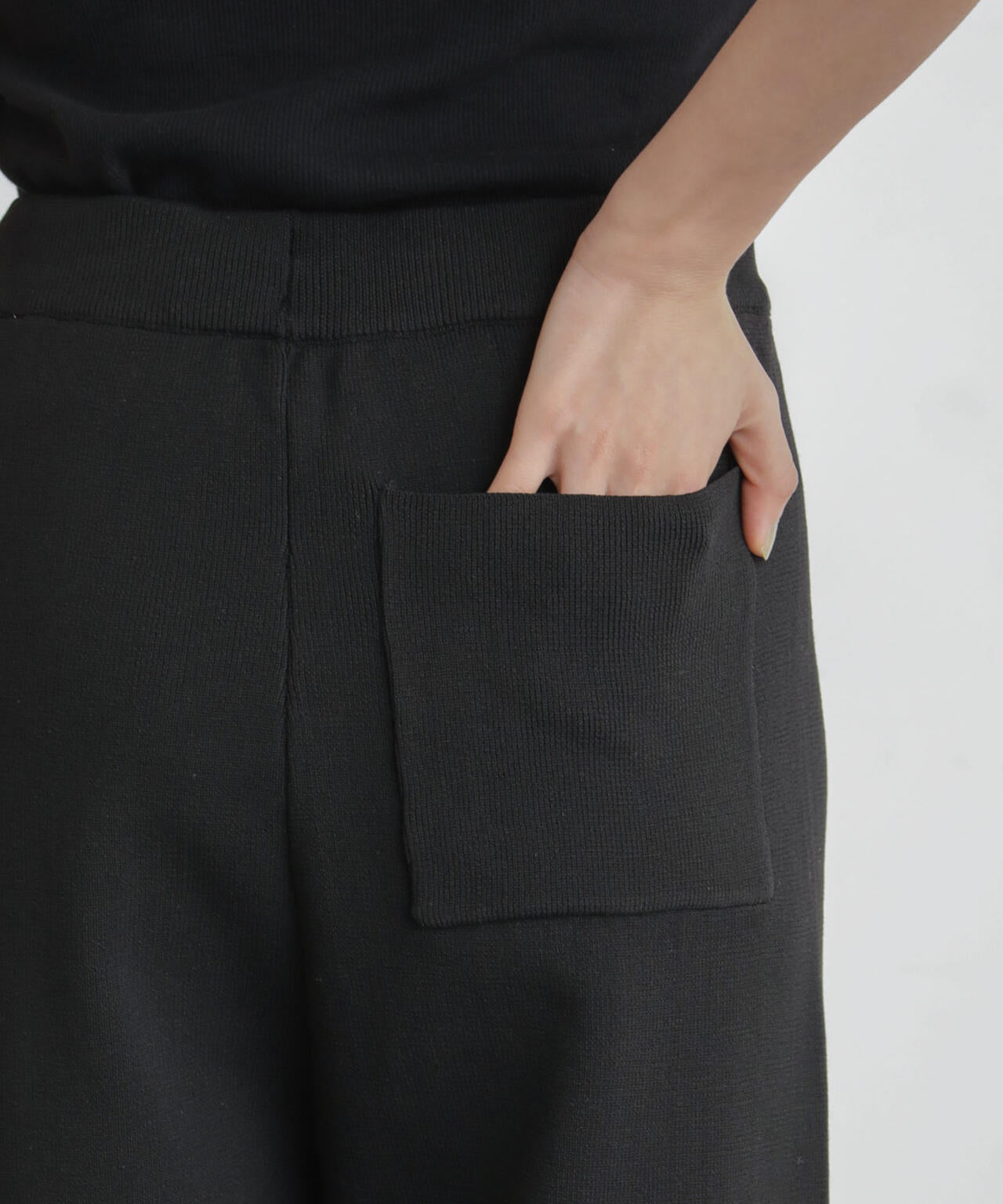 ニットリラクシーパンツ 6734127311
