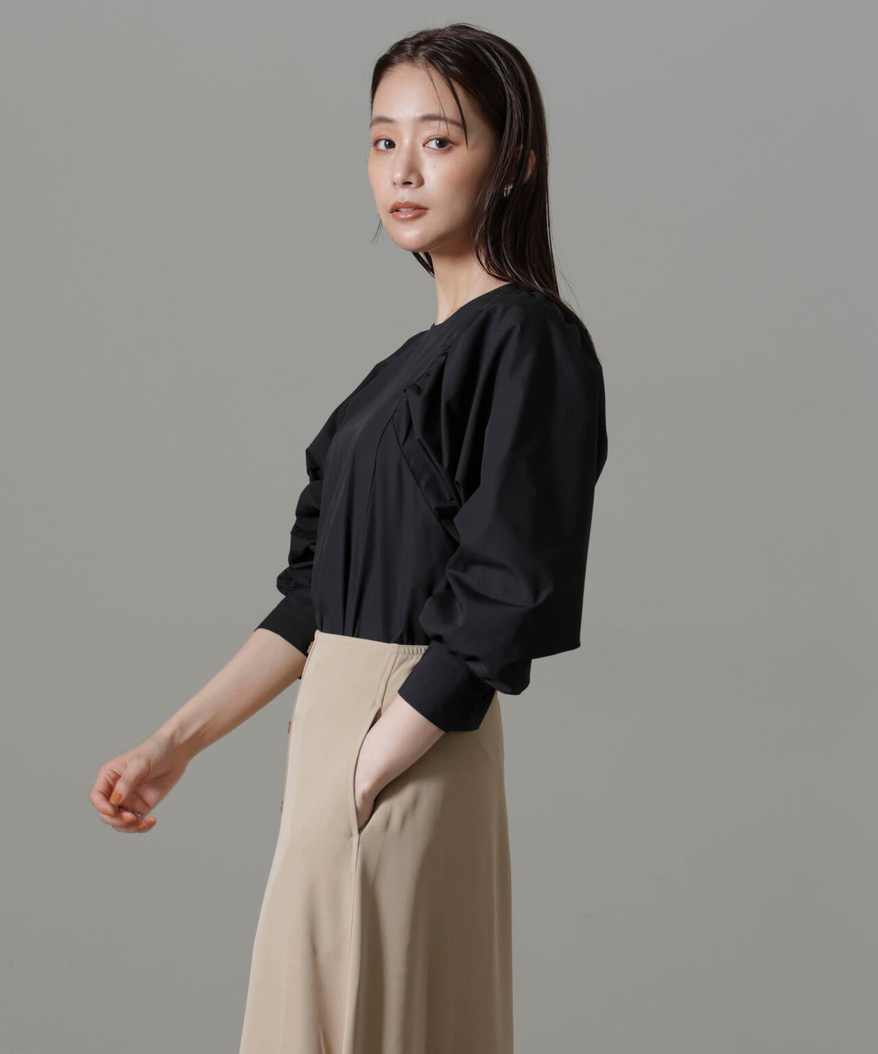 ボリュームスリーブブラウス 6734220300