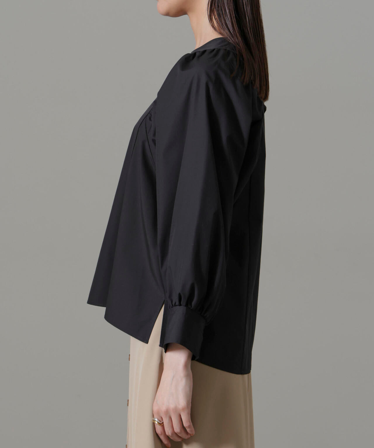 ボリュームスリーブブラウス 6734220300