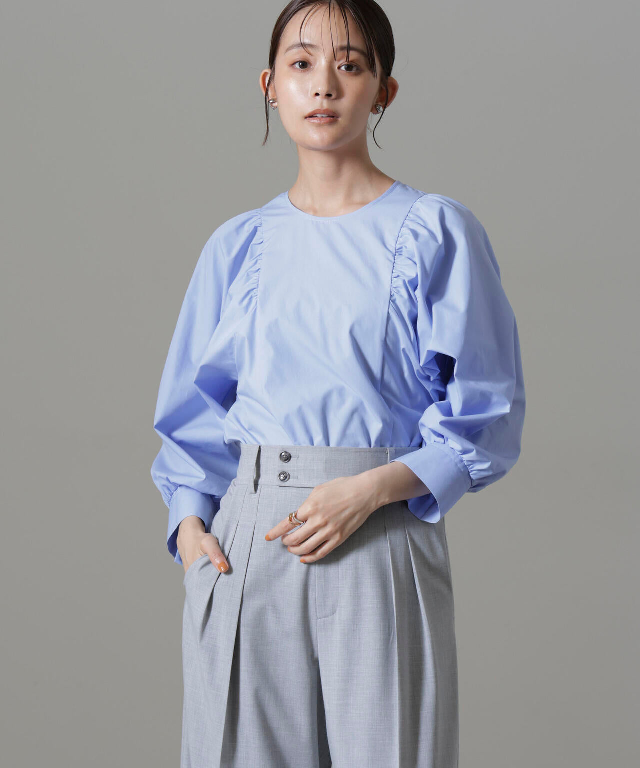 ボリュームスリーブブラウス 6734220300