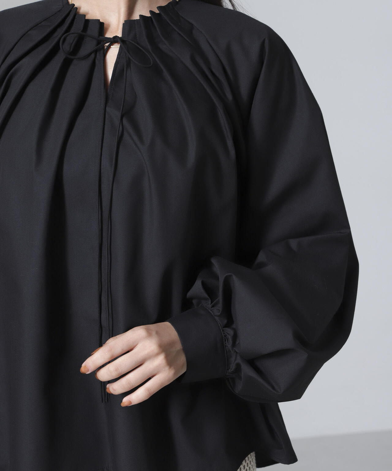 タックカラーボリュームブラウス 6734220303