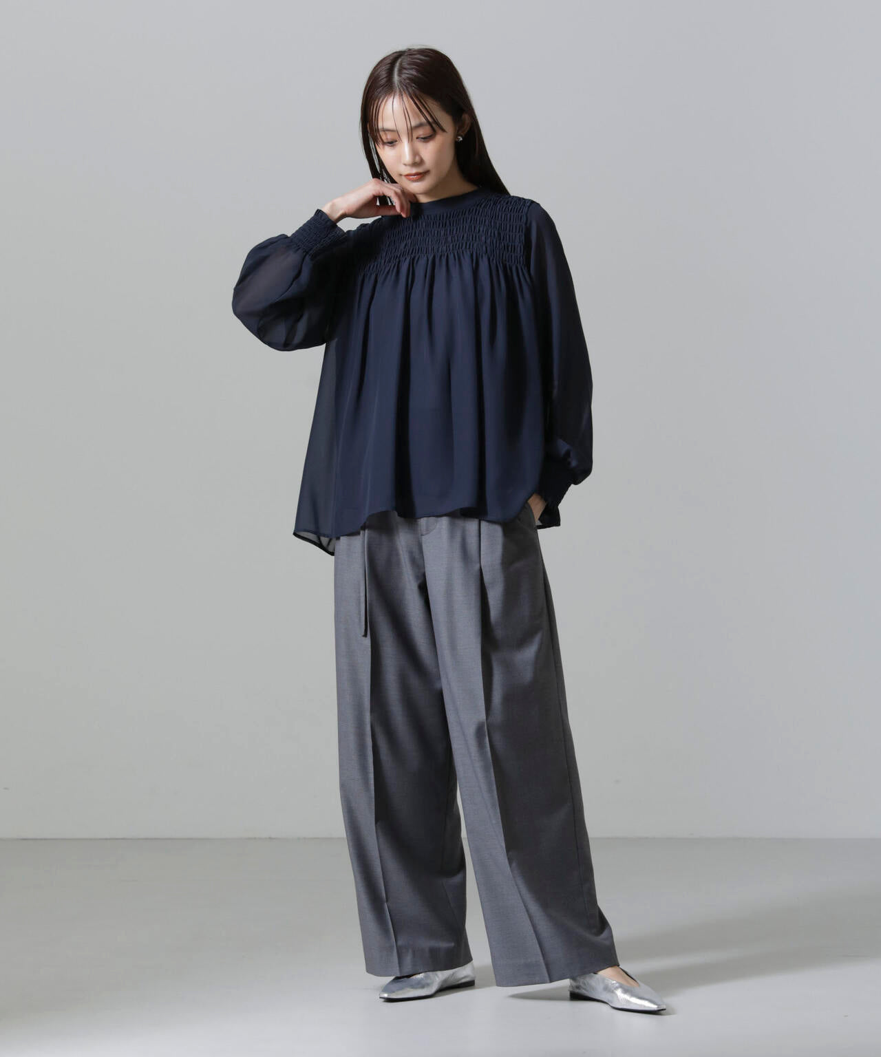 フロントシャーリングブラウス 6734220306