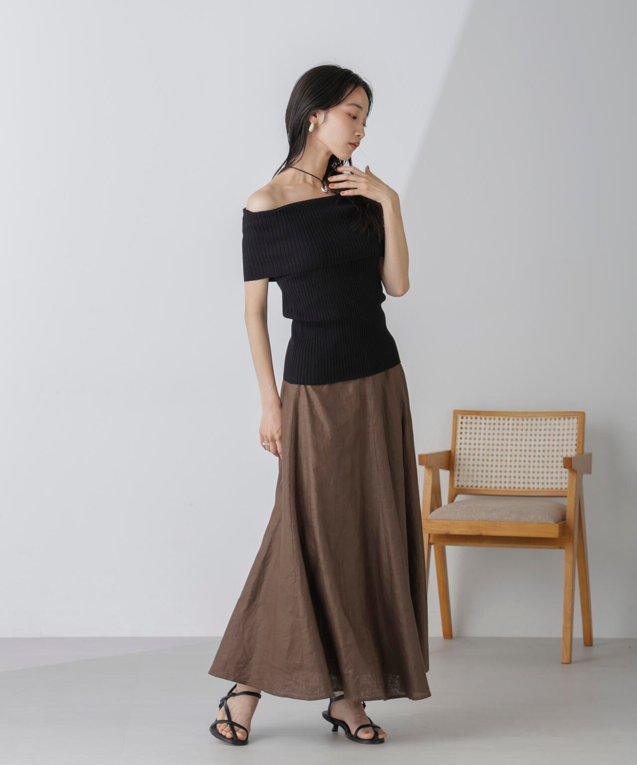 オフショルダーリブニットトップス 6734222305